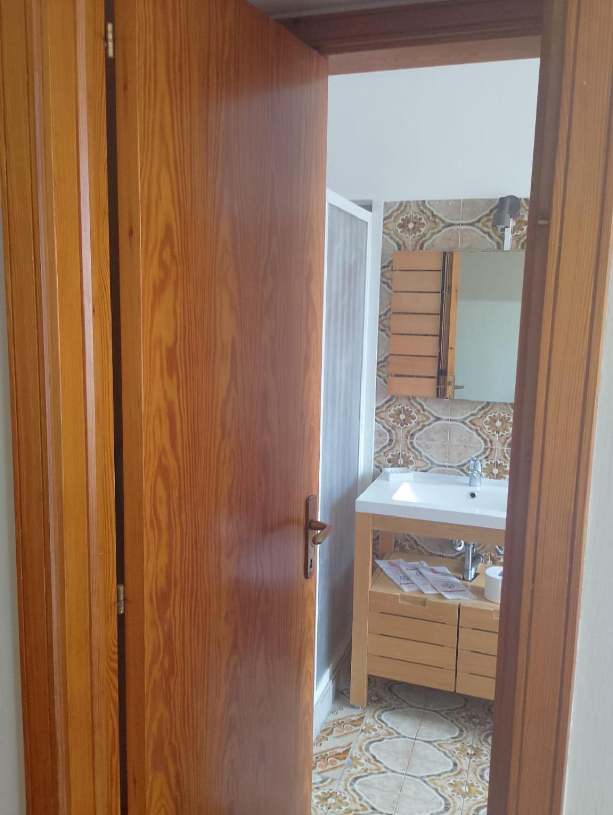 Hotel Monolocali Da Vinci Falconara Marittima Habitación foto